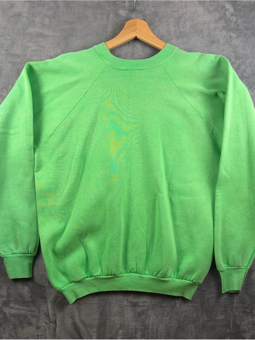 Fruit of the Loom Made IN THE USA Vintage Green Detroit News Crewneck Sweatshirt - Picture 5 of 6